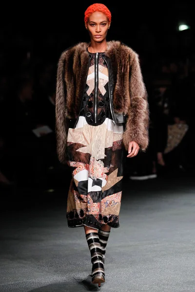 Look 45
